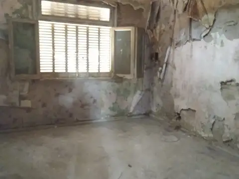 CASA EN LOTE PROPIO EN MONTE CASTRO