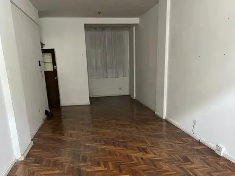 Venta oficina 1 ambiente Recoleta con patio Apto crédito no apto vivienda