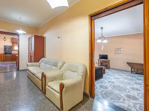 Casa en Venta en Longchamps, USD 110.000