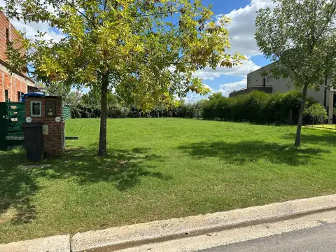 BARRIO ARAUCARIAS 100