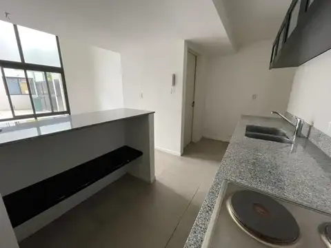 Departamento en Venta en Villa Adelina, USD 207.000