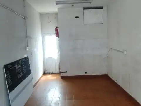 Local en Alquiler en Boulogne, $ 680.000