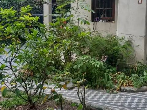 VENTA CASONA HISTORICA BERNAL ESTE