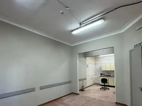 Local en Alquiler en Saavedra, USD 2.500