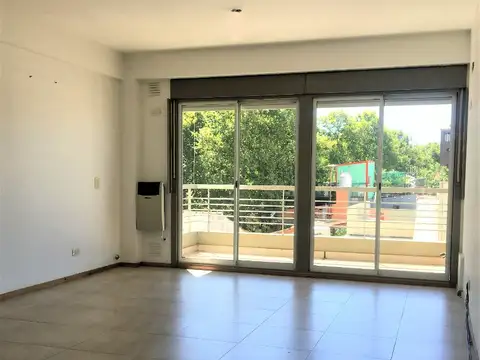 Av De Los Incas 5100, Piso 3