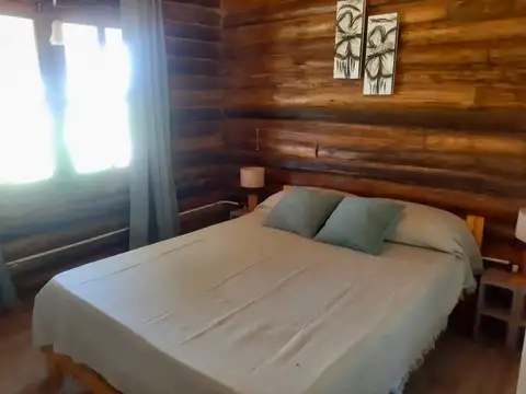 Casa 2 ambientes con 1 baño