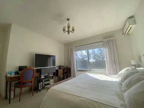 Casa en Alquiler en Villanueva, USD 3.500