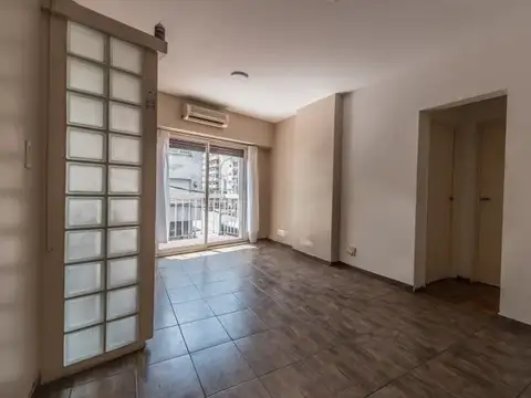 Belgrano 700 , Piso 2