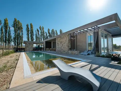 Casa en Venta en B° Privado Entre Vides, Tupungato