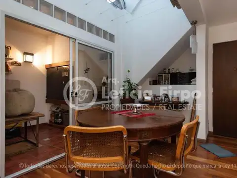 Depto Tipo Casa en Venta de 5 ambientes