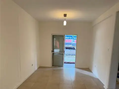 Av Lopez Piacentini 1100, Piso P.B.