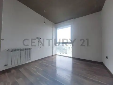 Alquiler 1 dormitorio con vestidor y balcón en La Plata