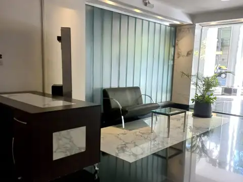 Castro Barros 200, Piso 9