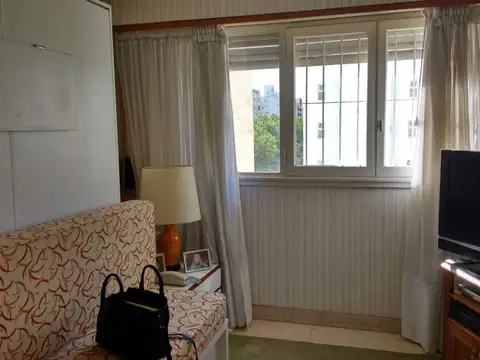 Santiago Del Estero 2000, Piso 5