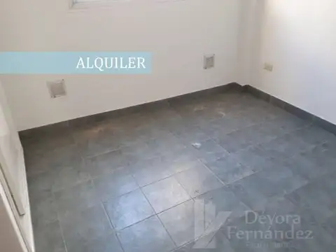Departamento en Alquiler en Moron, $ 550.000