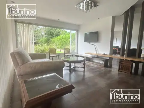Casa en Alquiler Temporal al Este