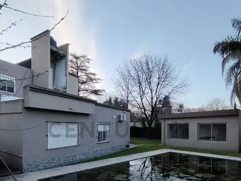 Oficina en Venta con 2 cocheras