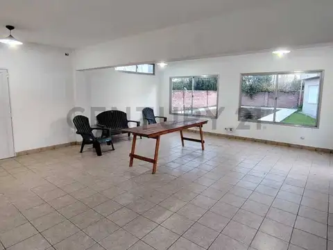 Burucuya 1700, Piso 0