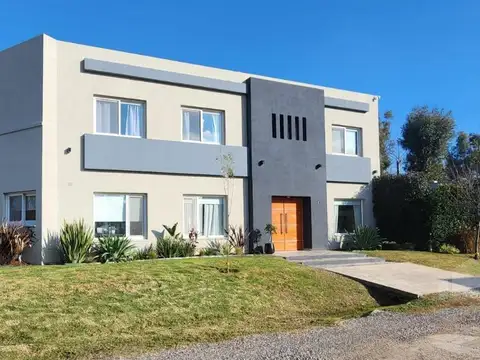 ALVAREZ DEL BOSQUE BARRIO PRIVADO