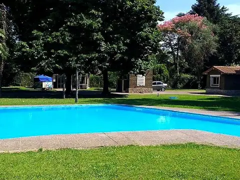 Casa 5 ambientes con 4 baños