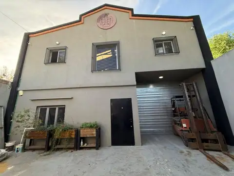 Galpon en Venta en Benavidez, USD 450.000