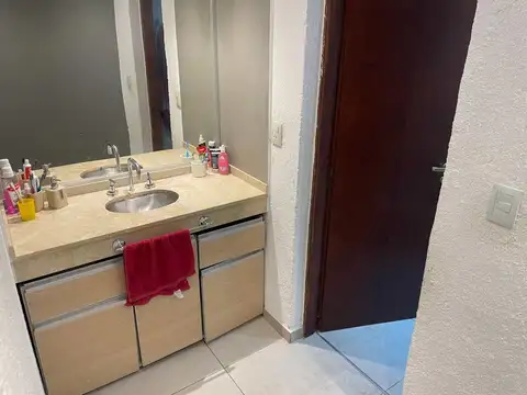 Depto Tipo Casa en Venta 8 años