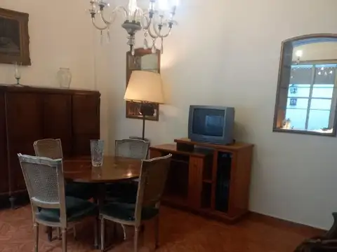 Juan Domingo Perón 1300, Piso PB