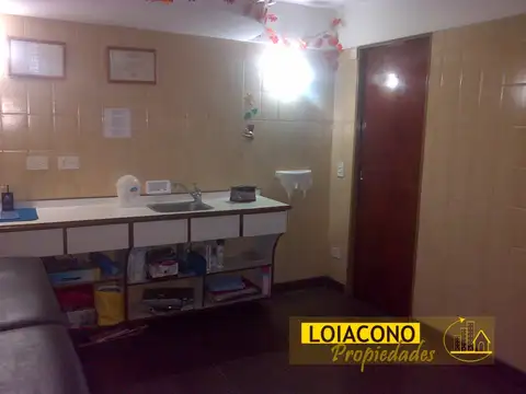 Casa 5 ambientes con 4 baños