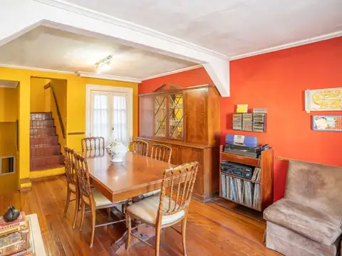 Casa 5 ambientes con 3 baños