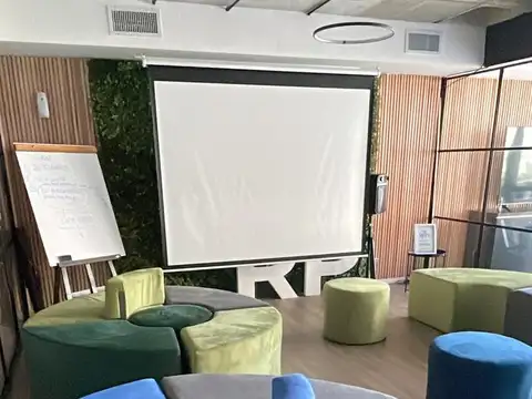 Oficina en  Alquiler De 134 m2 sobre Av. Corrientes en San Nicolas - Centro