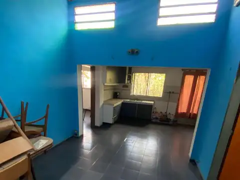 Galpon en Venta en Temperley, USD 130.000