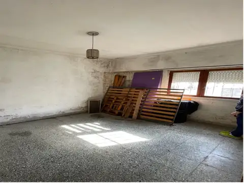 casa sobre calle 520 con salida 520 bis entre 513 y 515