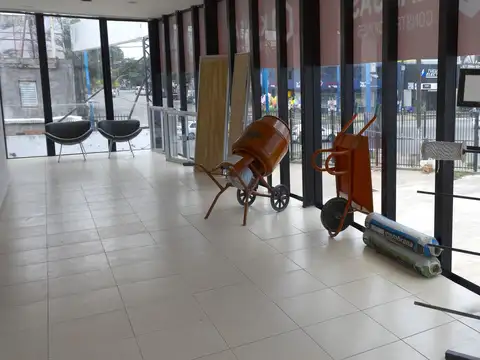 ESQUINA COMERCIAL ESTRATEGICA DE TUCUMAN ((Av. Belgrano y Av. Ejercito del Norte)