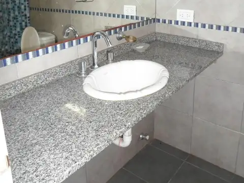 Quinta en Venta en Paso Del Rey, USD 270.000