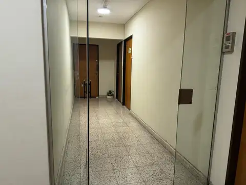 Oficina en Alquiler al Este