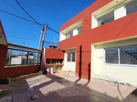 Depto Tipo Casa en Venta de 4 ambientes