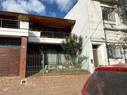 Casa 6 amb en venta VILLA Del PARQUE 2 coch jardin