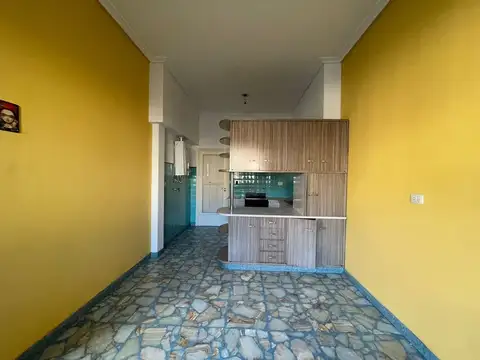Depto Tipo Casa en Venta en Parque Chacabuco, USD 165.000