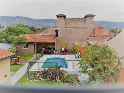 Hotel en Venta en Av del Sol, USD 410.000