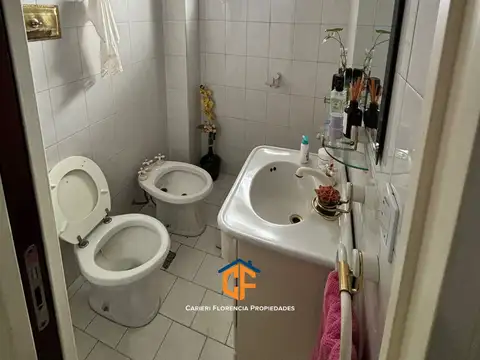 Casa en Venta con 6 cocheras