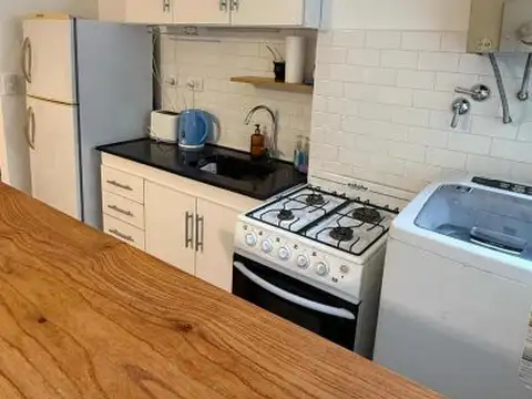 Casa 2 ambientes con 1 baño