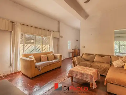 Casa 5 ambientes con 3 baños
