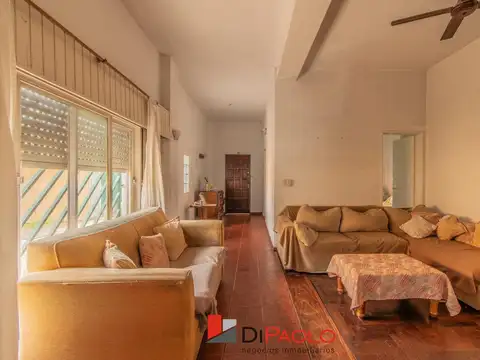Casa en Venta con 4 cocheras