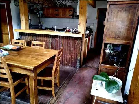 Casa en Venta con 3 cocheras