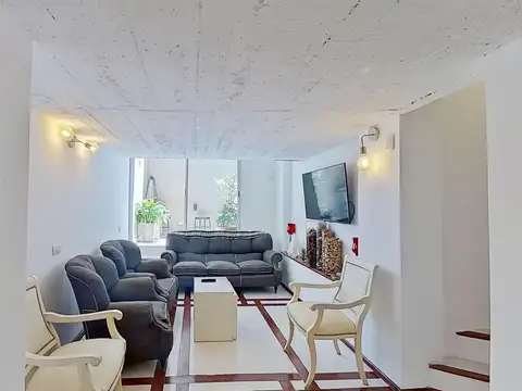 Dpto 2 ambientes transformado en loft con patio - Botánico