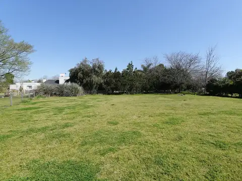 Casa en alquiler en barrio privado