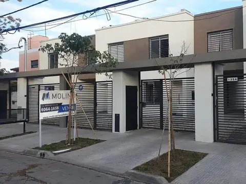 Duplex de 3 ambientes con cochera - Ultima unidad