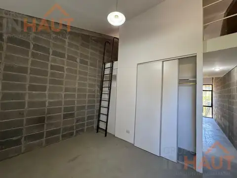 Depto Tipo Casa en Venta al Sur