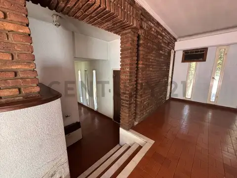 Zufriategui 2700, Piso 1