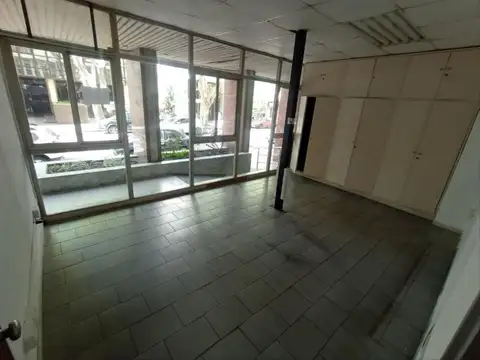 Edificio de oficinas en venta en La Plata